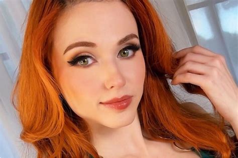 Amouranth Biography, Parents, Height, Age and more。